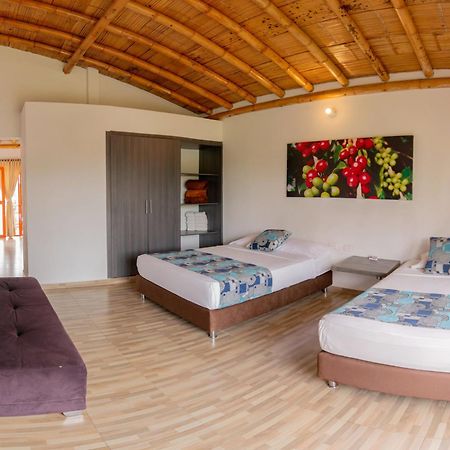Hotel Campestre La Aldea Montenegro Exterior photo